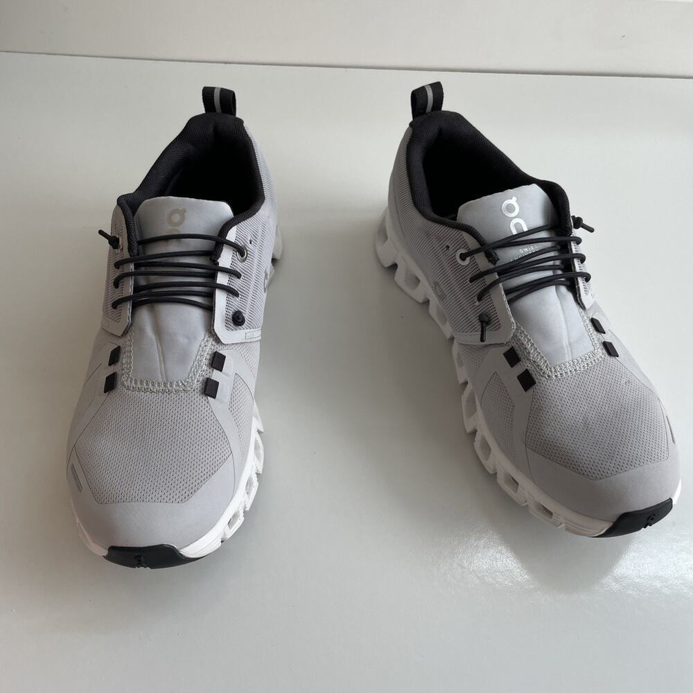 On Cloud 5 Womens Sneakers 7.5 Glacier White Athletic Running Shoes 59.98837
